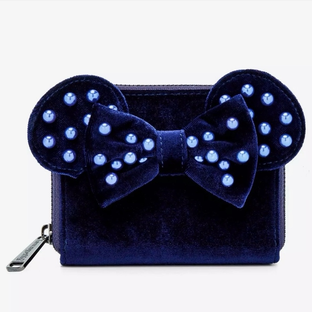 Loungefly Disney Minnie Mouse Velvet Pearl Ears Zip Wallet — BoxLunch Exclusive​